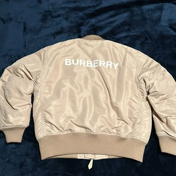 Burberry Logo Print Bomber Jacket - Picture 12 of 17